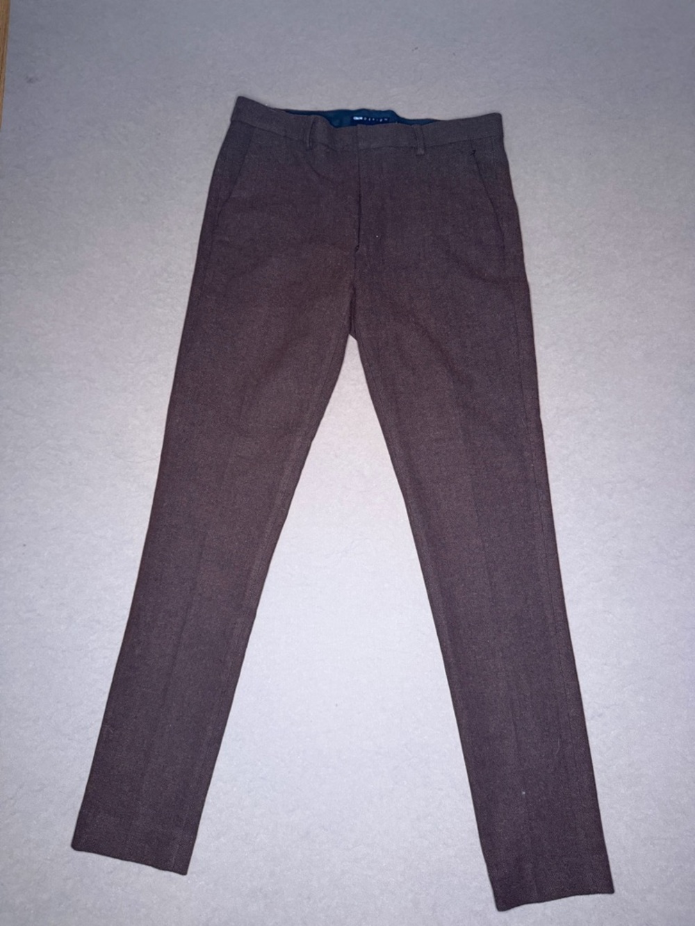 Men’s ASOS DESIGN slim or tapered dress pants  size 32x32
